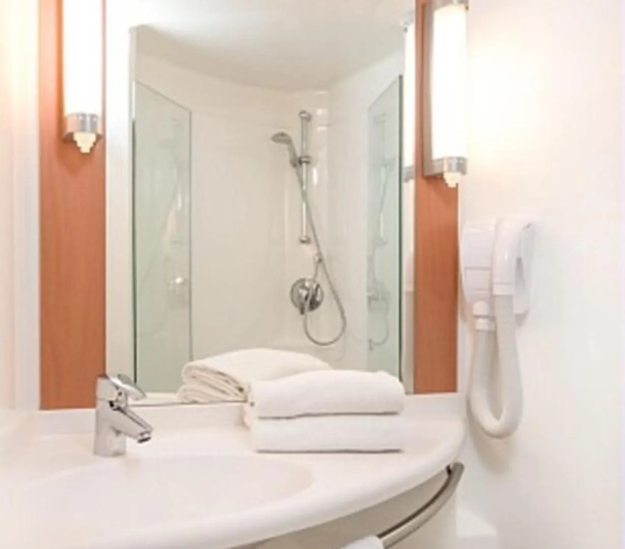 Ibis Vitre Centre Hotel