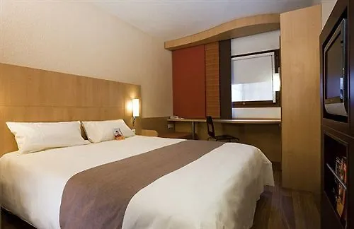 Ibis Vitre Centre Hotel